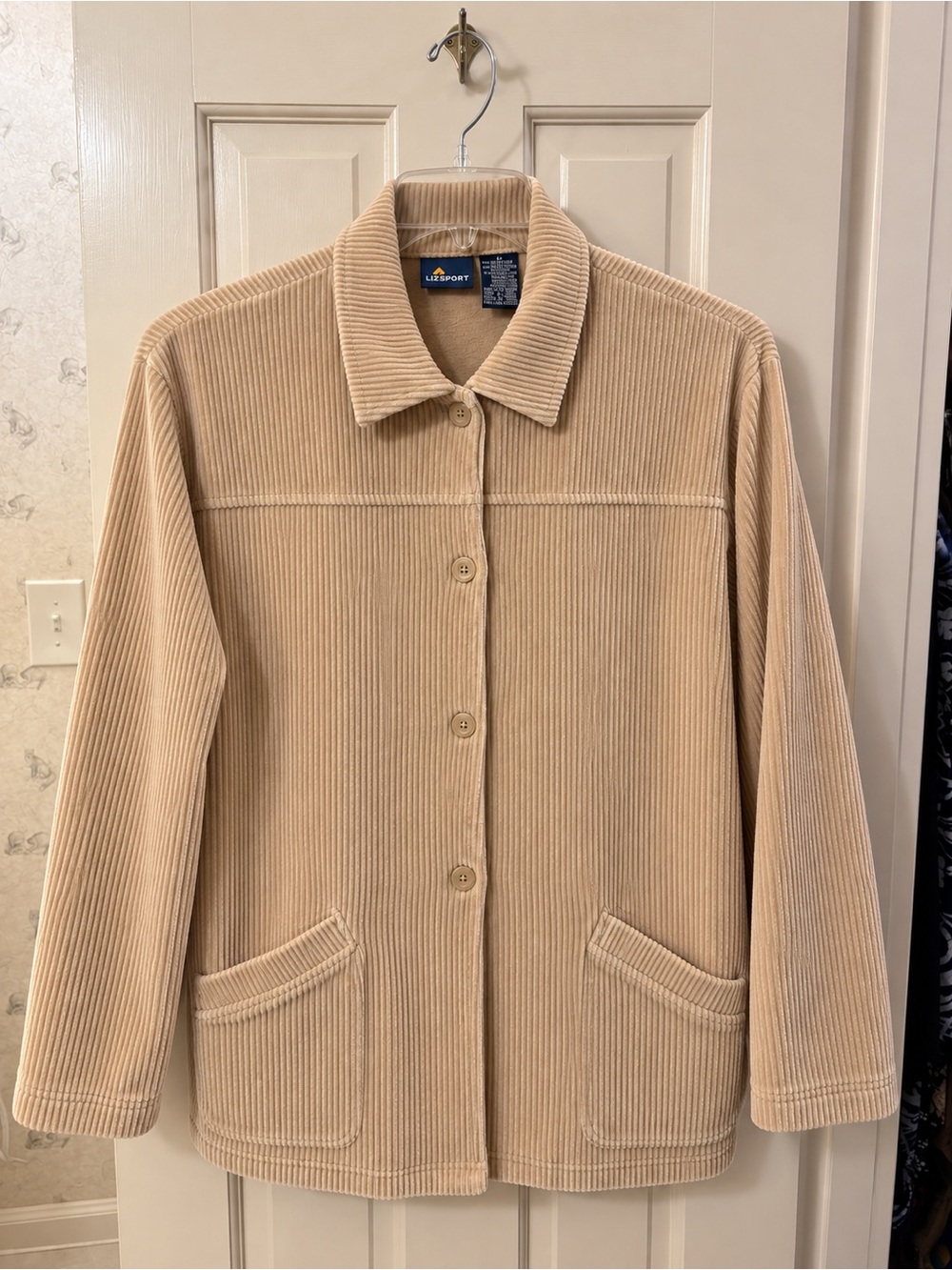 Lizsport Women’s Beige Corduroy Button-Front Jacket
